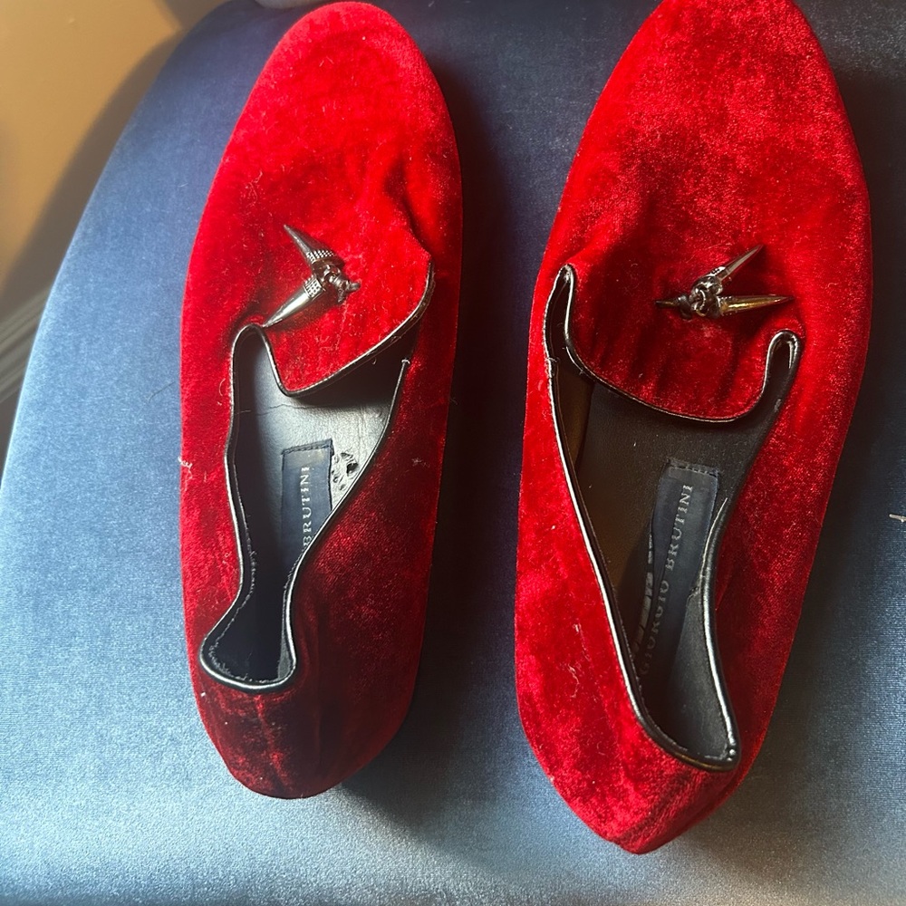Giorgio Brutini Red Velvet Men's Slip-Ons in Size 12M